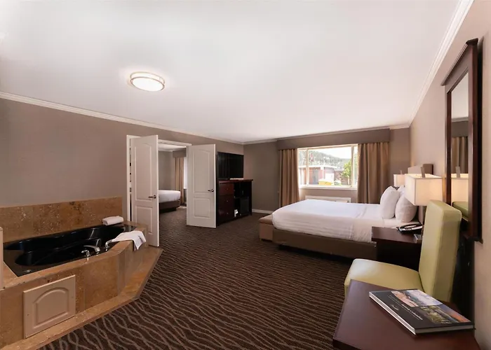 Prestige Radium Hot Springs Resort, Worldhotels Crafted